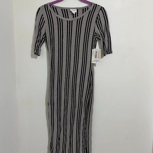 NWT Lula Roe Julia Womens Dress Size XS - Picture 1 of 4